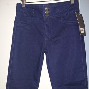 Colombian Butt Lifting Jean